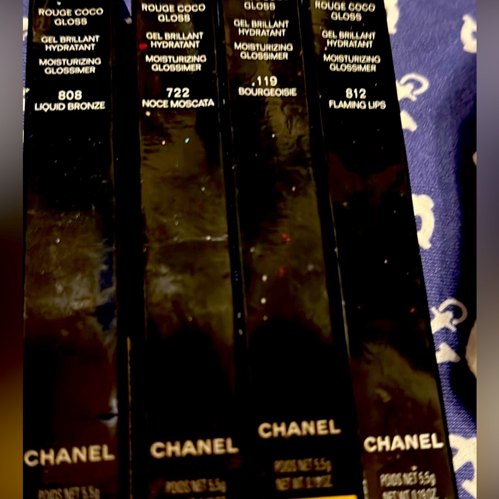 Chanel - Picture 2 of 2